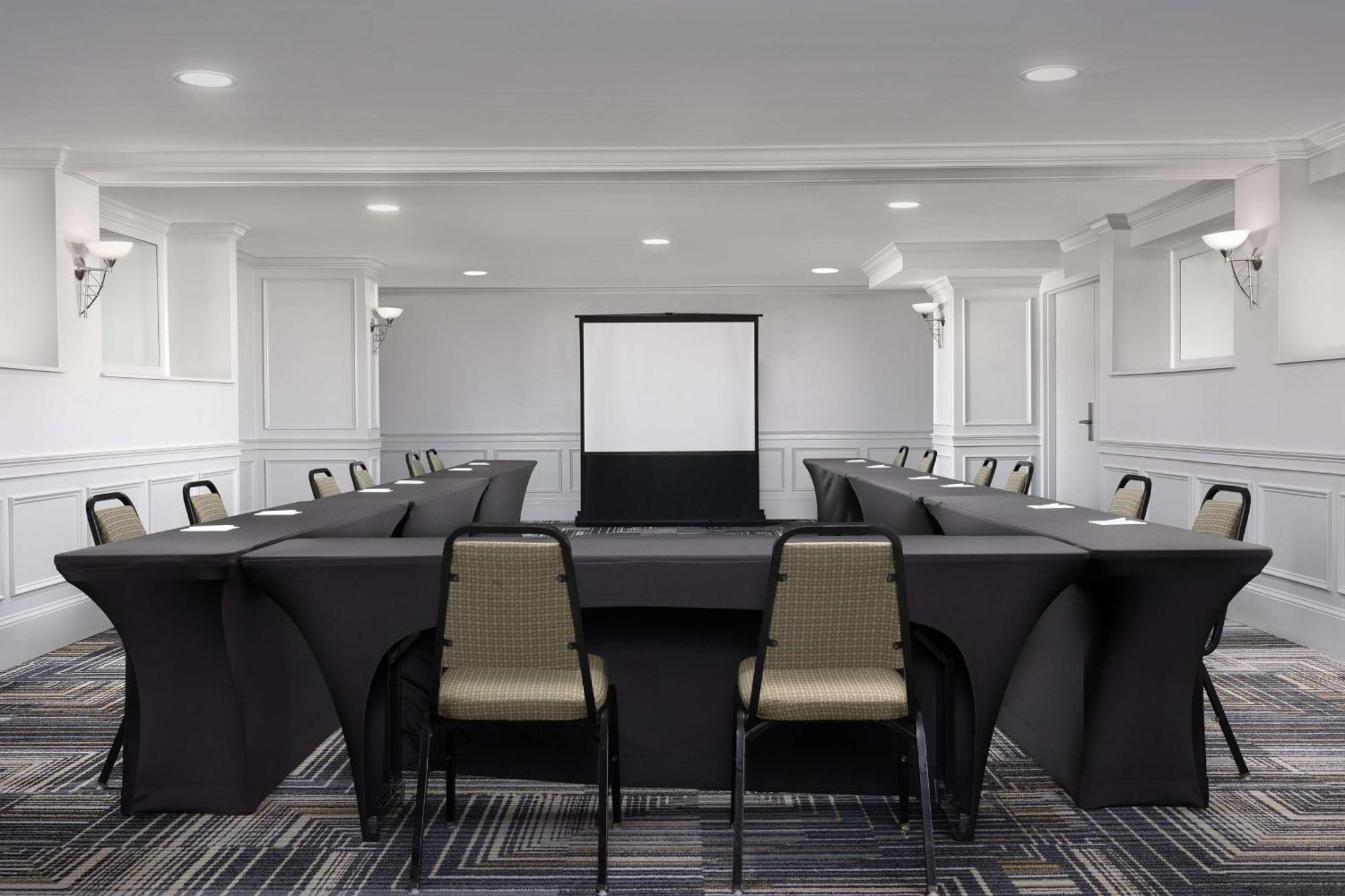 Homewood Suites By Hilton Raleigh-Durham Airport At Rtp Exterior photo